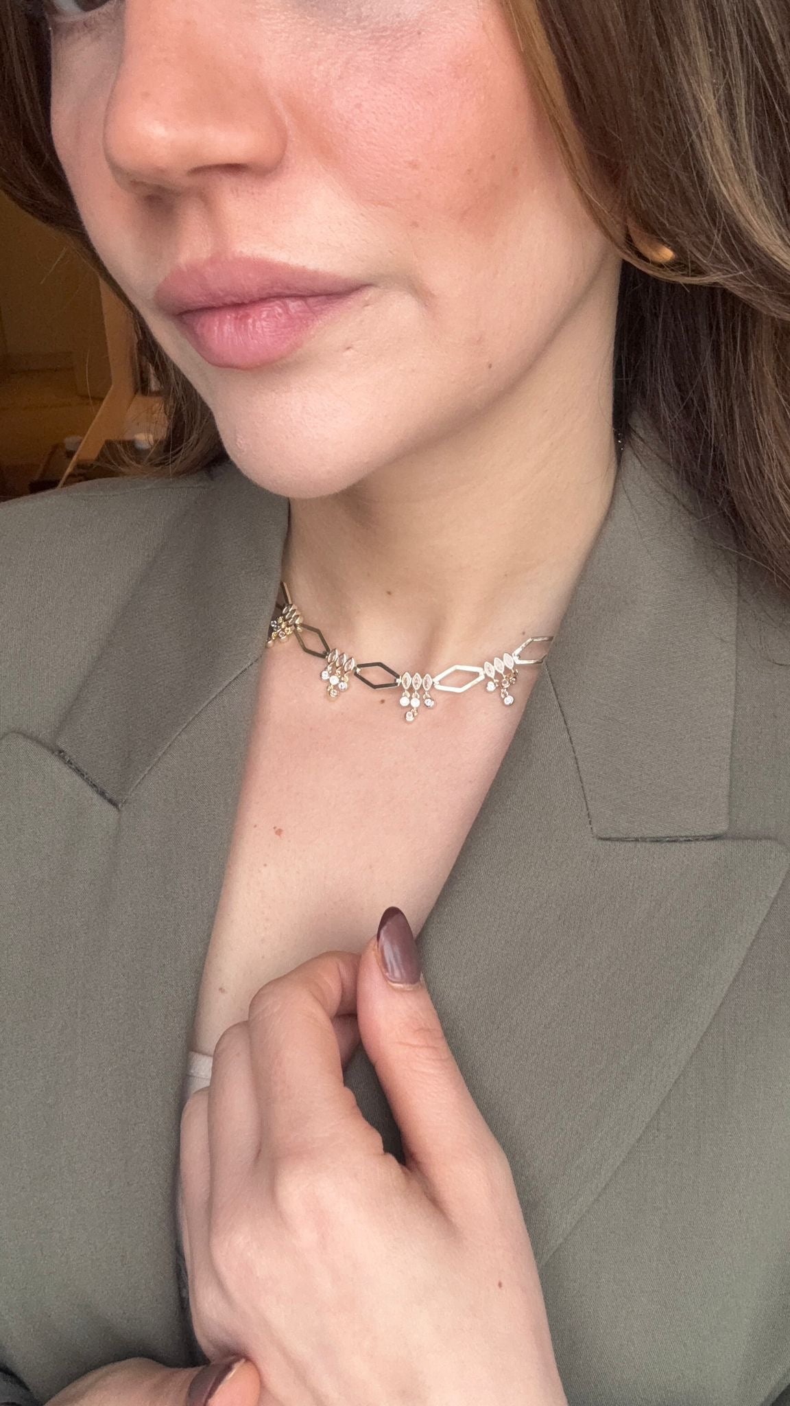 Sole Zarif Geometrik Gold Marka Model Kolye