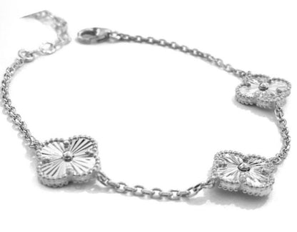 Küçük Boy 4 Yonca Gümüş Renk - Bileklik