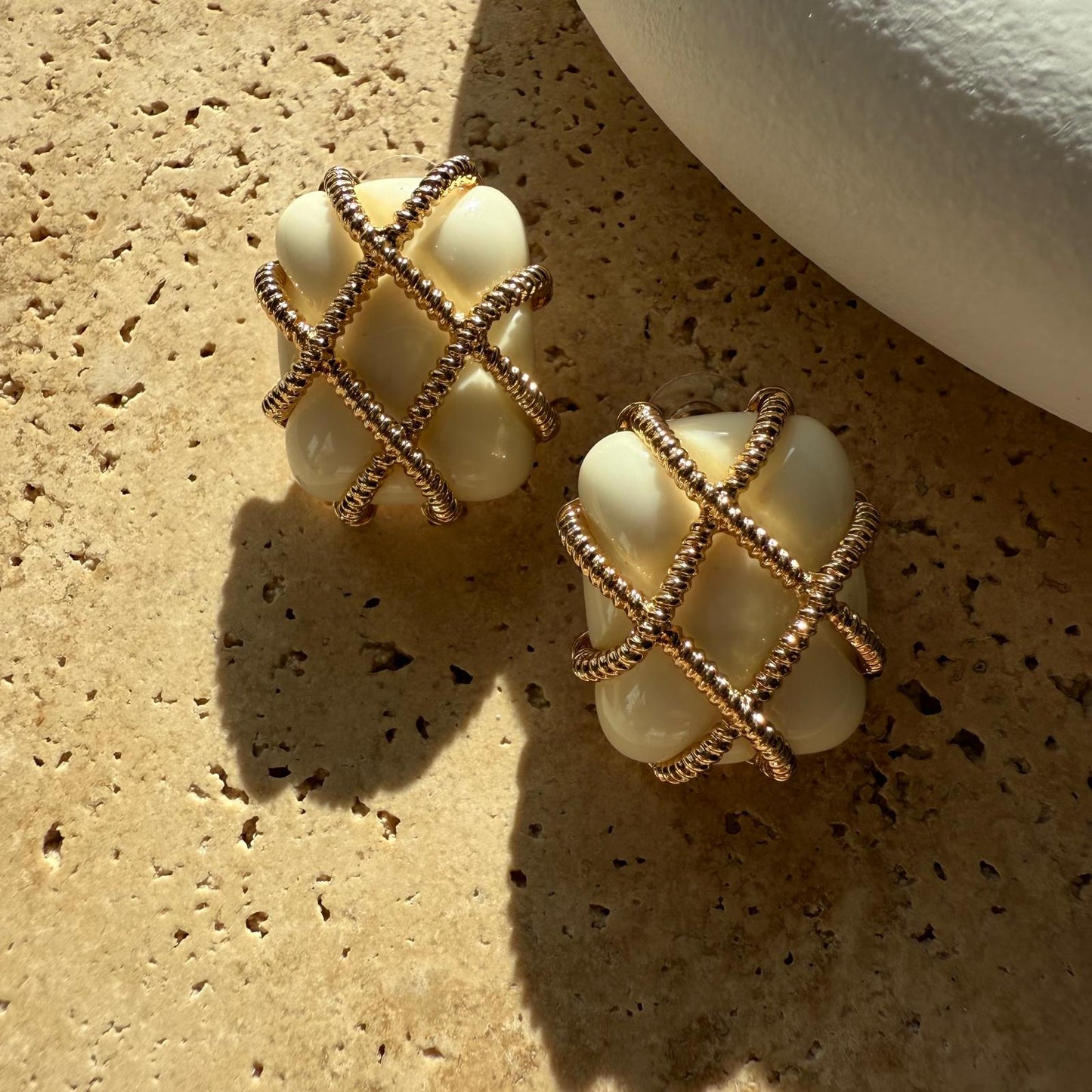 Marka Model Krem Küpe