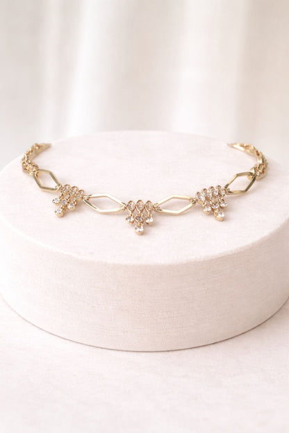 Sole Zarif Geometrik Gold Marka Model Kolye