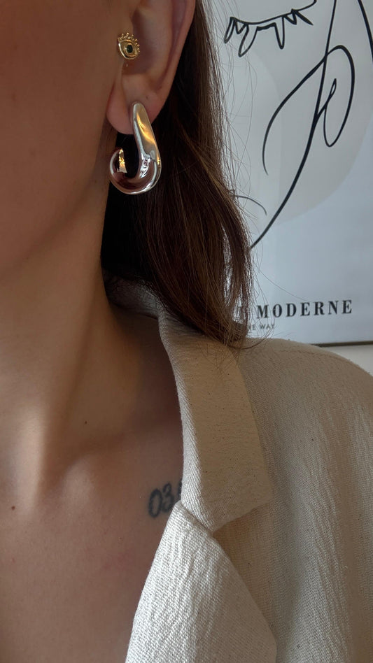 Modern Sculptural Silver Küpe