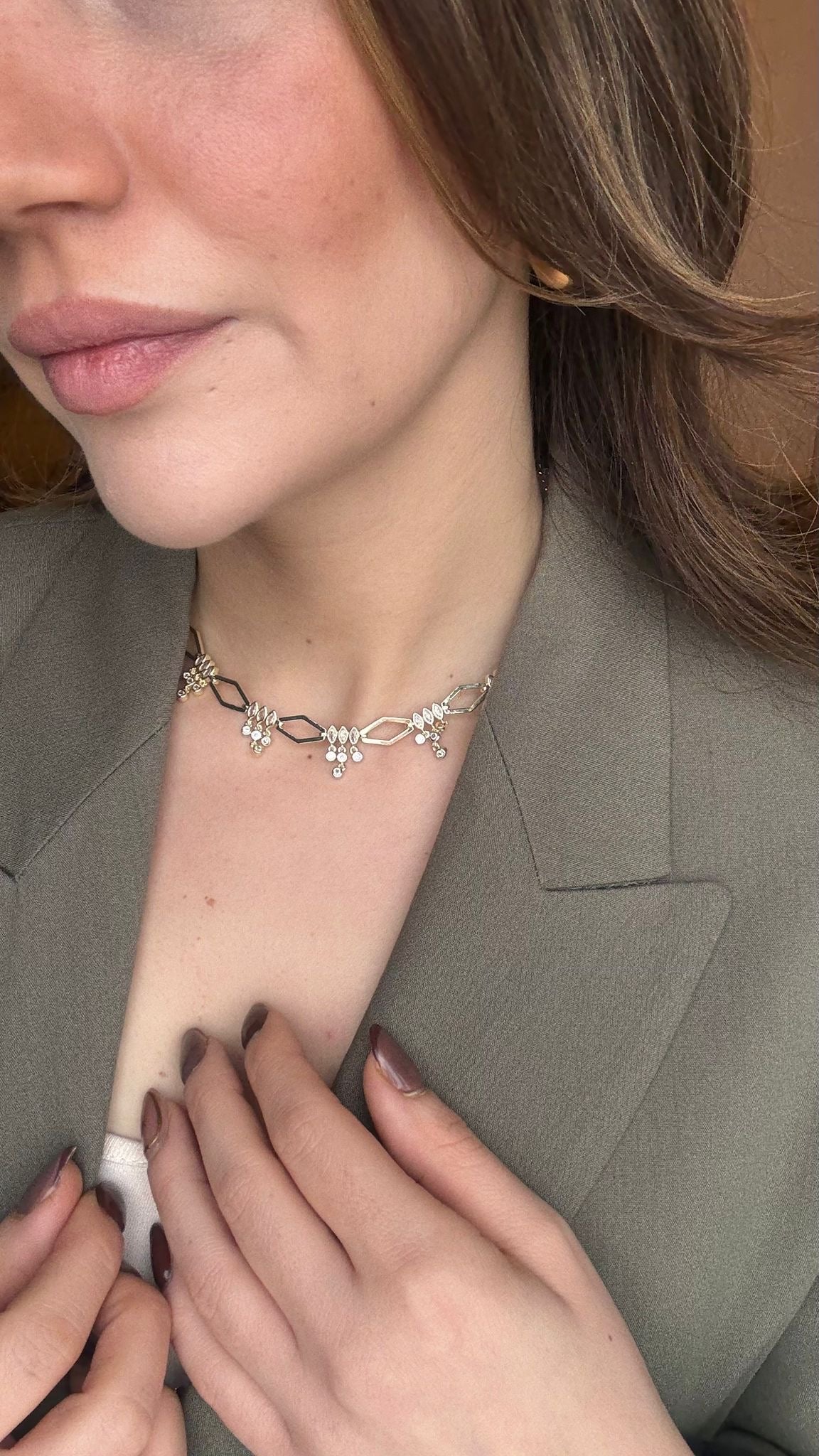 Sole Zarif Geometrik Gold Marka Model Kolye