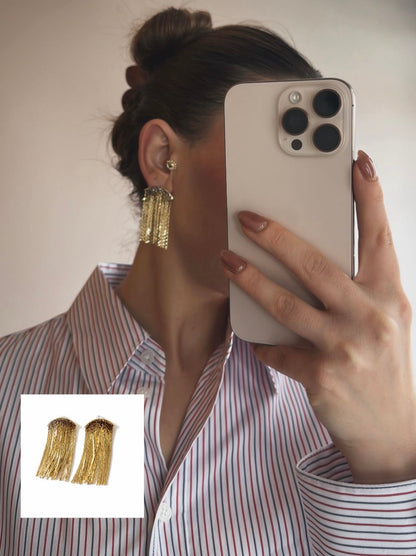 Golden Işıltı Püskül Küpe
