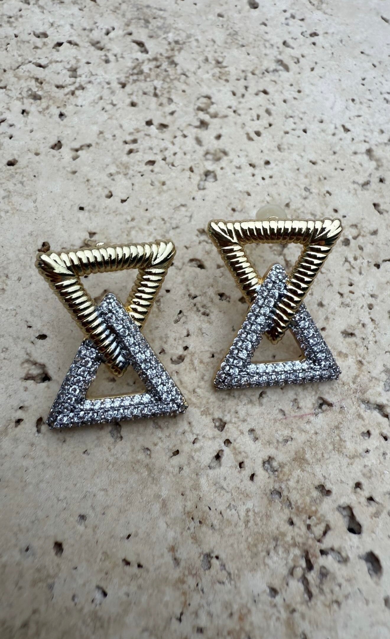 Luxe Geometrik Üçgen Küpe
