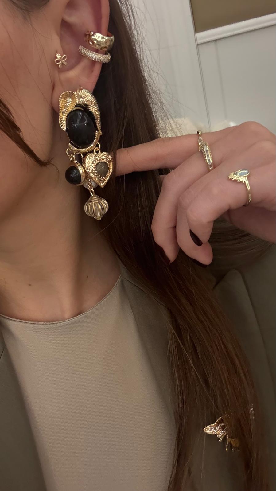 Fil Detaylı Marka Küpe