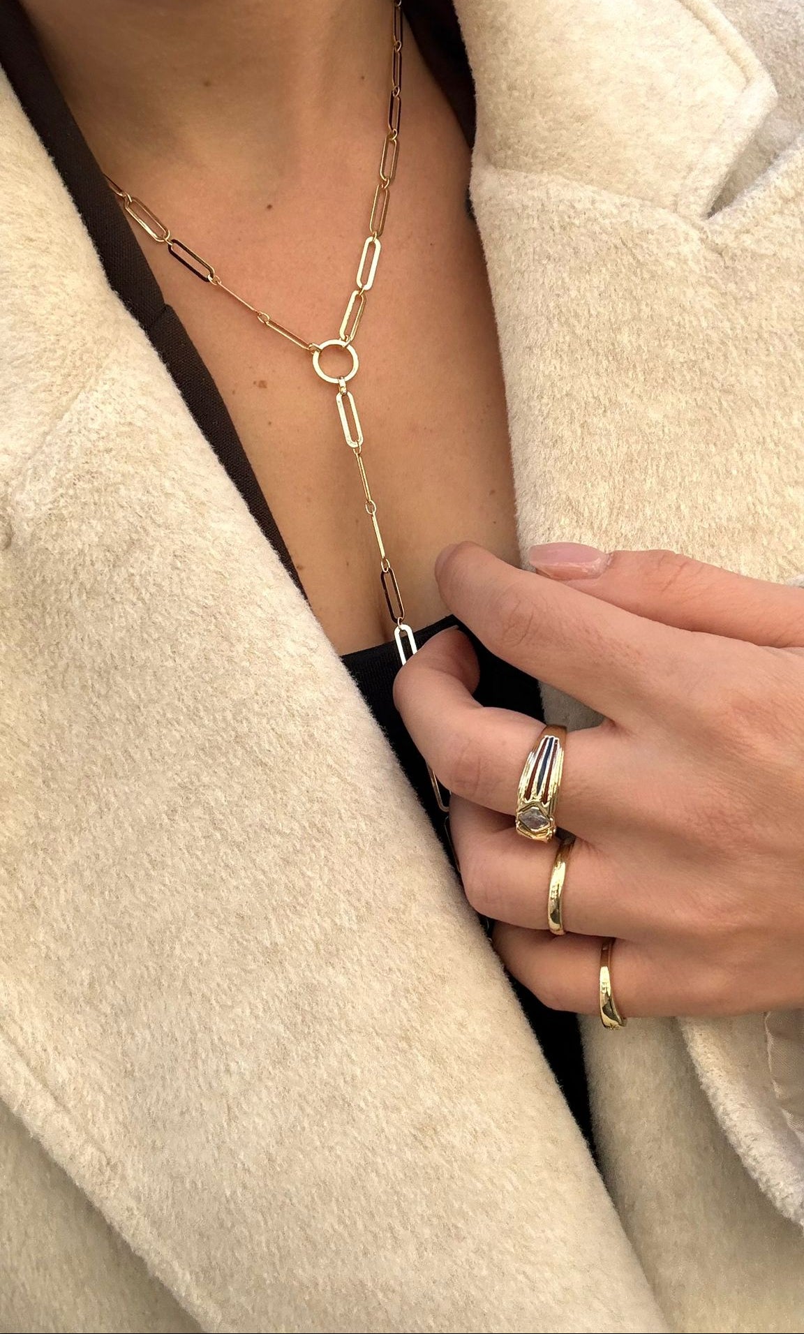 Uzun, dikdörtgen zincir halka- Kolye