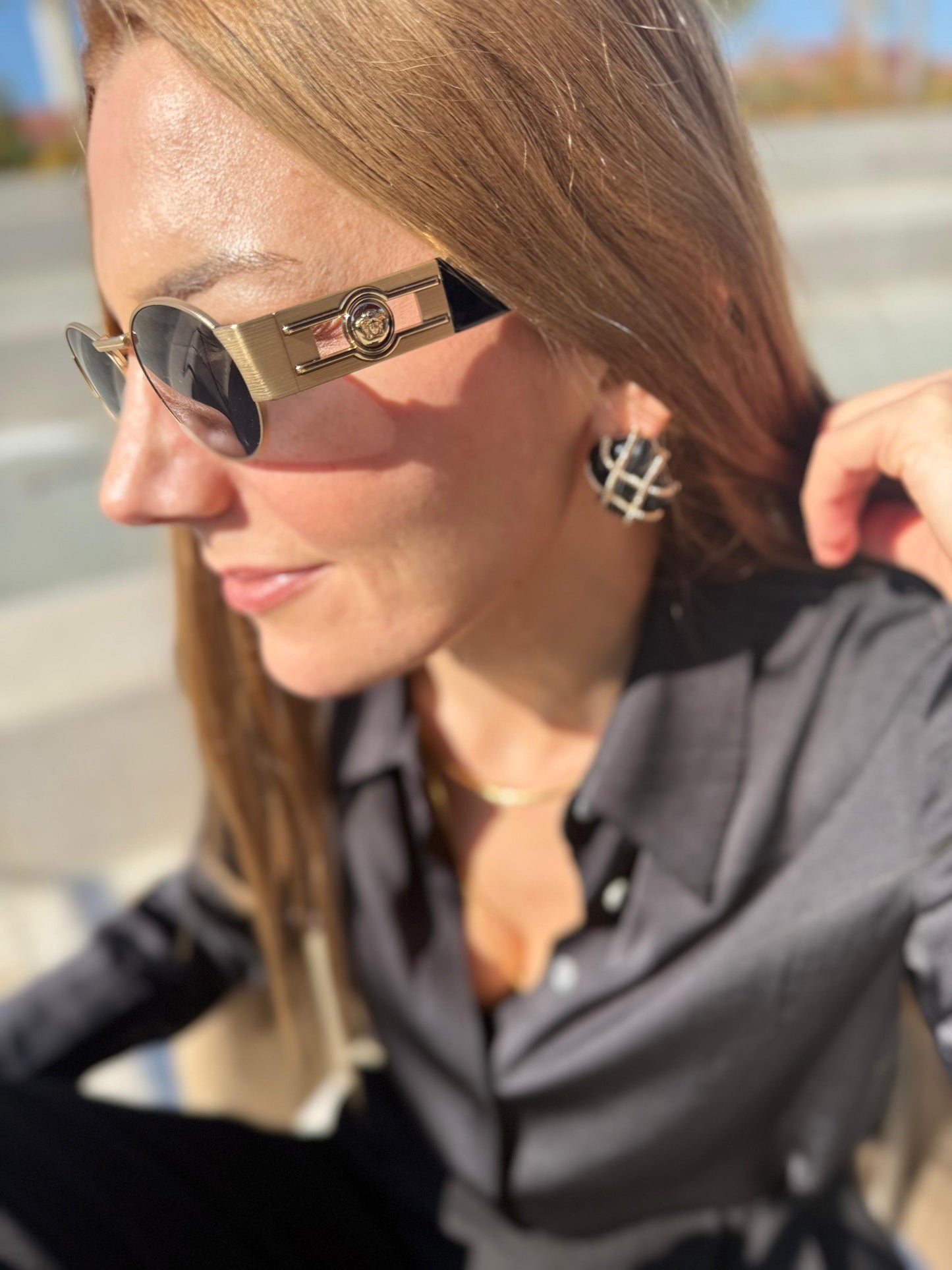 Marka Model Küpe Siyah